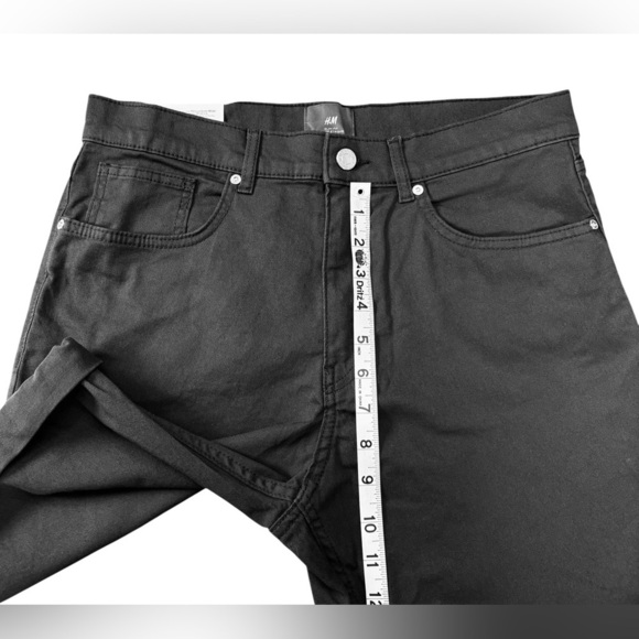 NWT, H&M, Men's Slim Fit Cotton Twisted Shorts, Size 31, Dark Gray - Picture 6 of 10